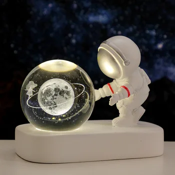 Kawaii Decoração de Quarto Estatueta de Decoração de Sala de estar bola de cristal Astronauta escultura Acessórios fofos de Decoração de Casa de Noite, a luz Ornamento
